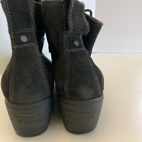 SOREL Black Suede Wedge Ankle Boots Women’s Size 10 - Picture 6 of 7